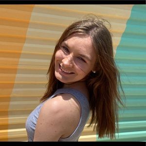 Meet your Posher, Mallory